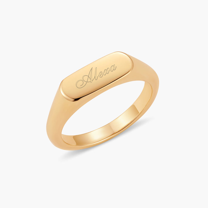 Evie Signet Ring