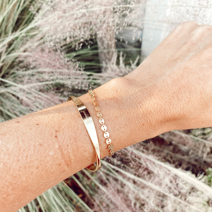  @hayleyhallmark wearing Whitney Bracelet Set by @brookandyork