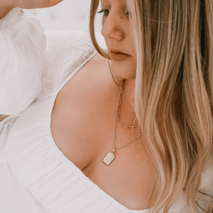  @sageoliviablog wearing Willow Pendant by @brookandyork